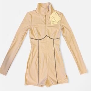 Cream pepper mayo sporty romper